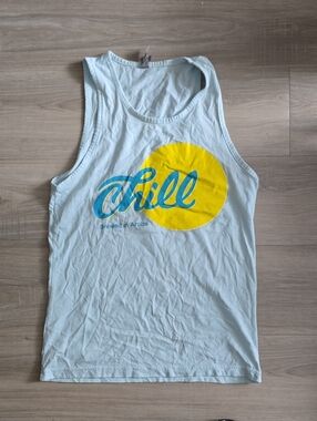 Light Blue "Chill" ARUBA Beer Graphic Tank with Yellow Sun S ⚠️Donating Soon⚠️